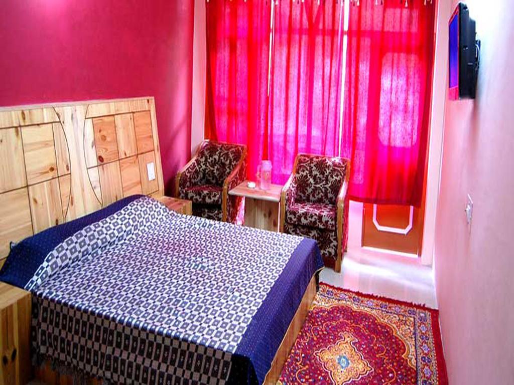 Himanshu Resorts มะนาลี ห้อง รูปภาพ
